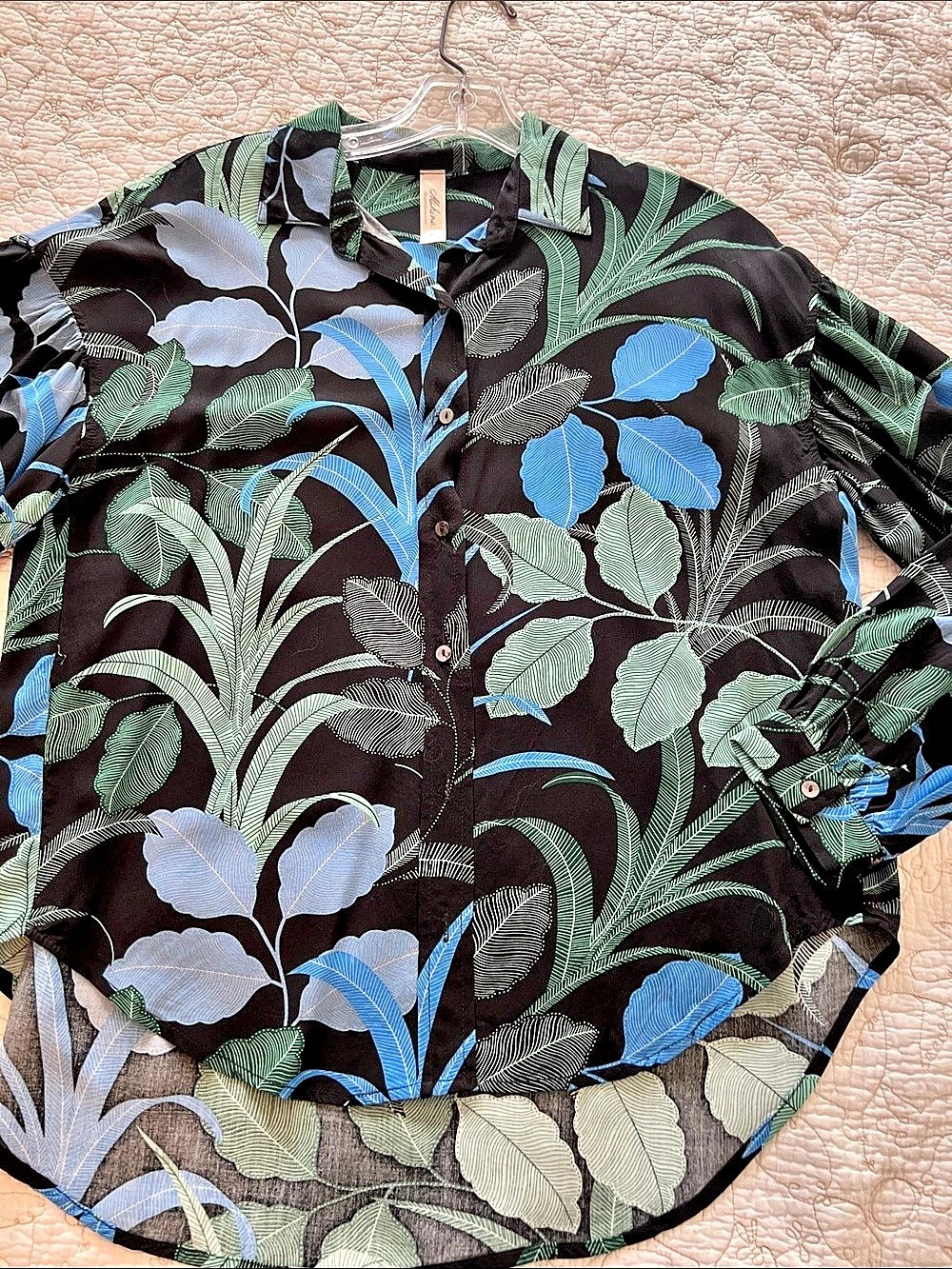 Mahina Floral Button Down Shirt in Black & Blue